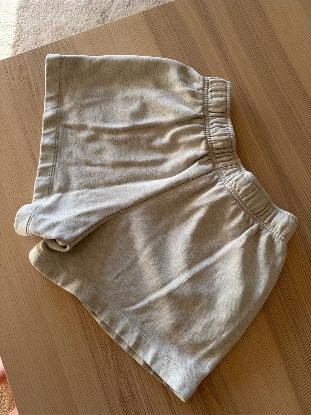 Nike Women's Light Heather Gray Athletic Fleece Shorts - Picture 3 of 3